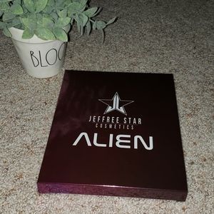 Jeffree star alien pallet